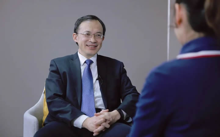 带老人“飞越养老院”，民政局副局长为她点赞