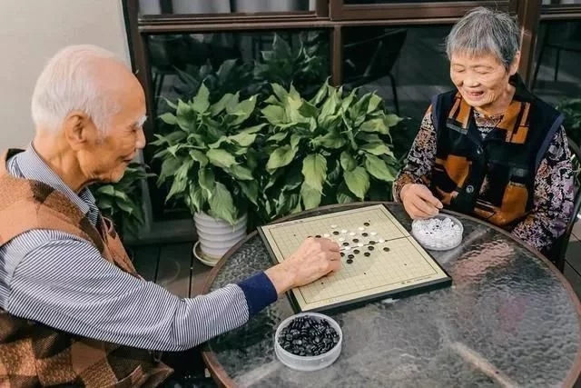 老人为什么不愿住进养老院这些原因，你知道吗