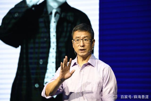 老龄化社会，普通家庭该如何应对养老危机？白岩松：谁都靠不住