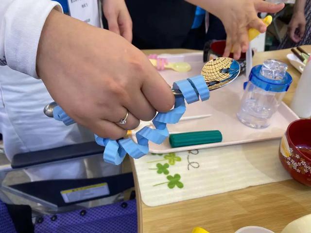 养老展上的这些“黑科技”，让我一个年轻人开始憧憬老年生活了